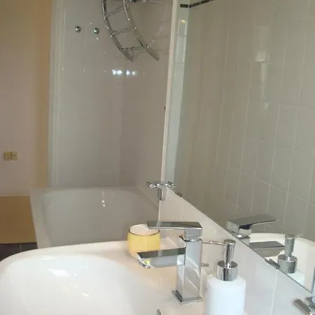 Apartment E - Feel Good *